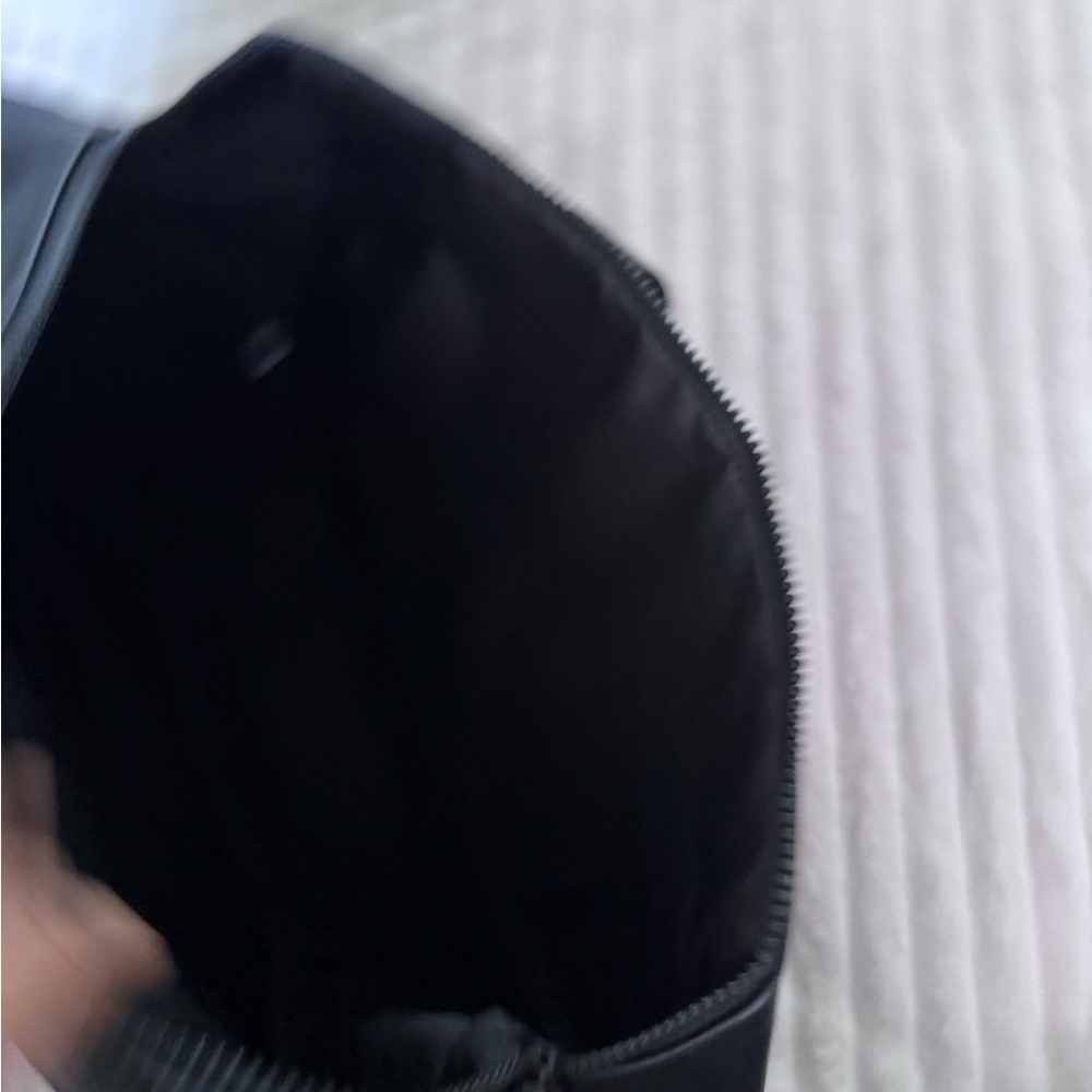 Diesel Black And Pink Logo Toiletry Bag View 3